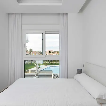 Leafy By On Travel *