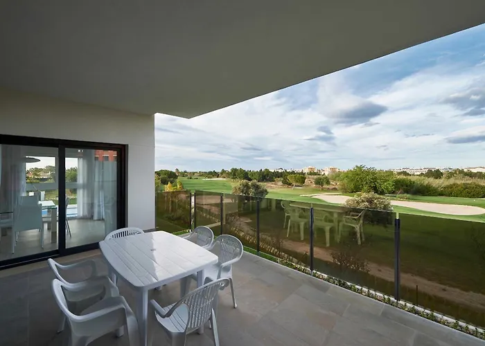 Leafy By On Travel Appartement Oliva