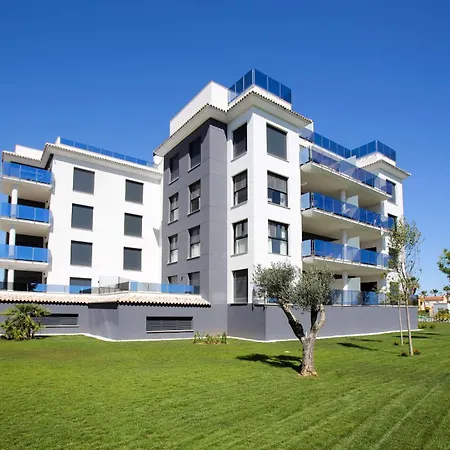 Apartment Leafy By Nova *